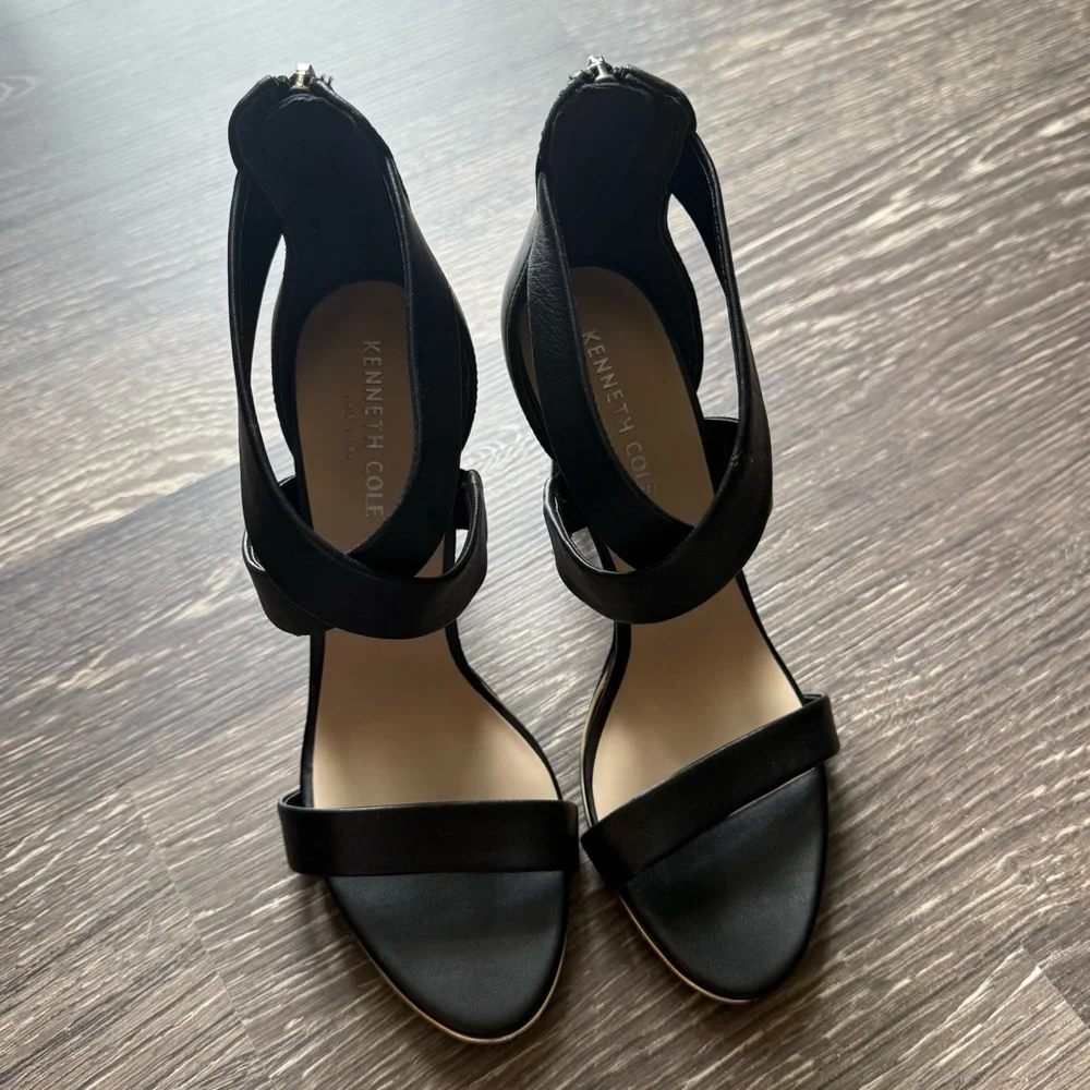 Kenneth Cole Brook Cross Sandal Leather Strappy Heels Size 8M - Picture 2 of 10